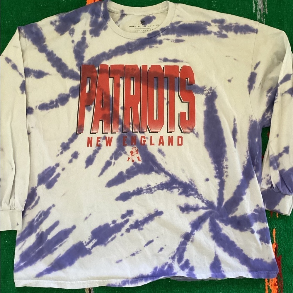 Junk Food Clothing Patriots Tie-Dye Long Sleeve - Purple and White SZ XXL